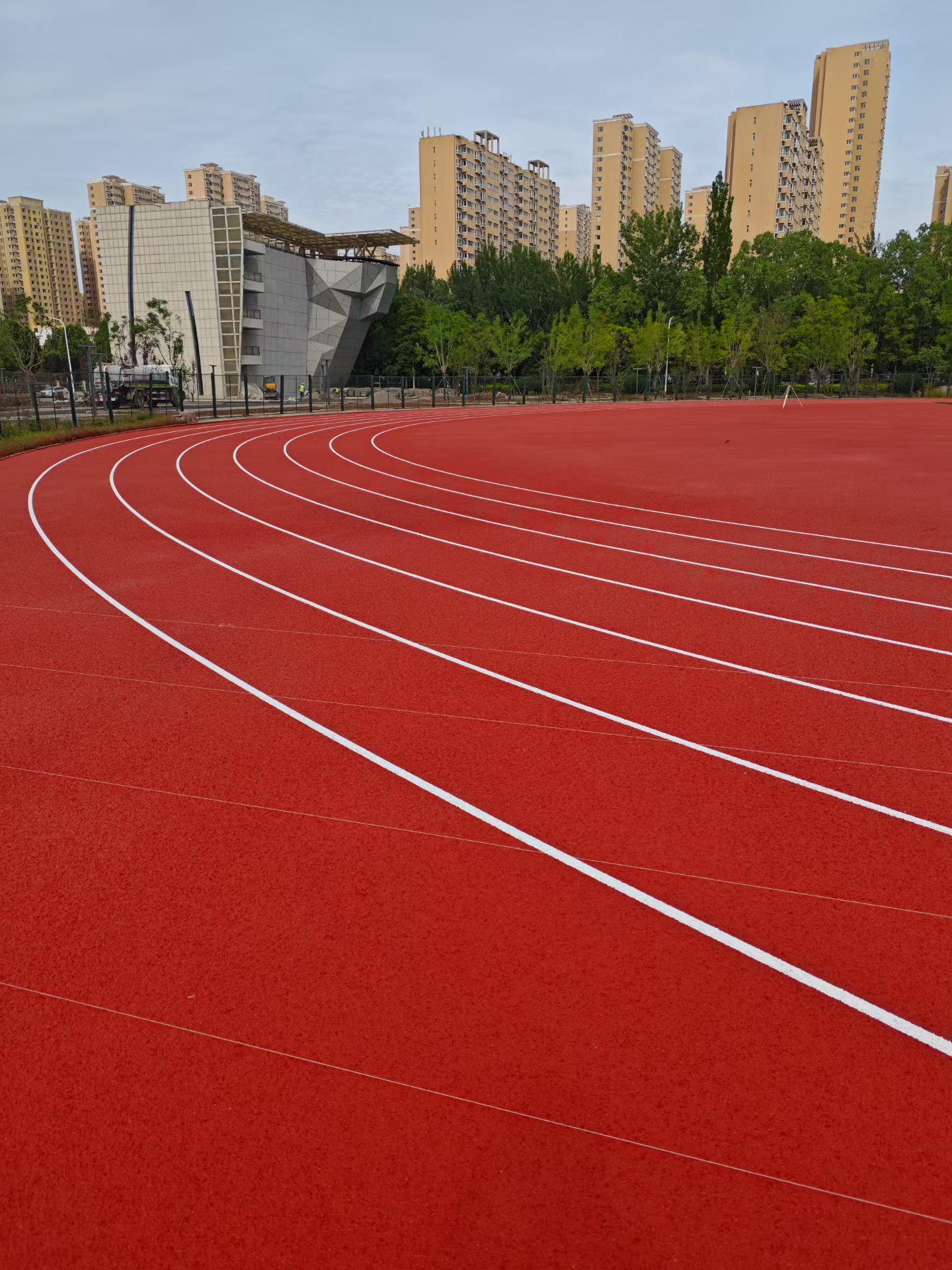 重庆市epdm塑胶跑道预制型跑道 - 方案